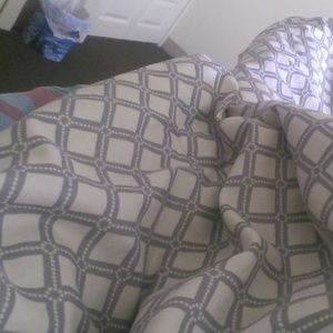 Meet your Posher, Tia