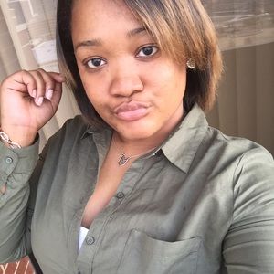 Meet your Posher, Jasmine