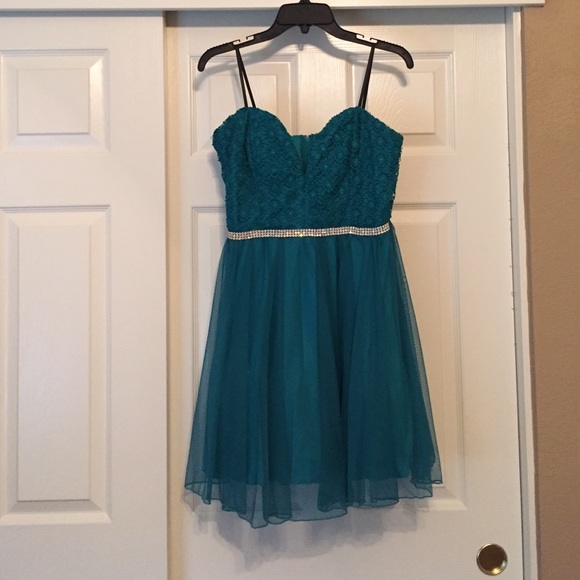 Short dress