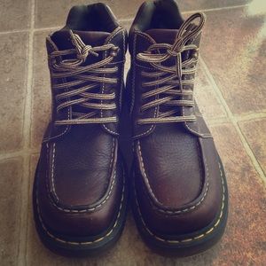 Barely worn MENS dr. Martens boots size 10