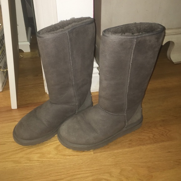 ugg size w7 ugg size w7