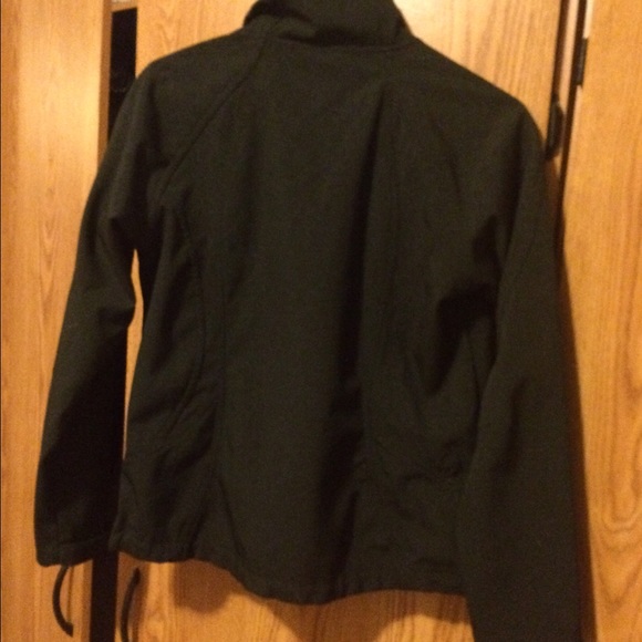 Small softshell jacket - Picture 2 of 4