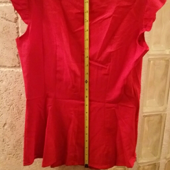 *Sold* Blouse - Picture 3 of 4