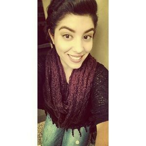 Meet your Posher, Alysia