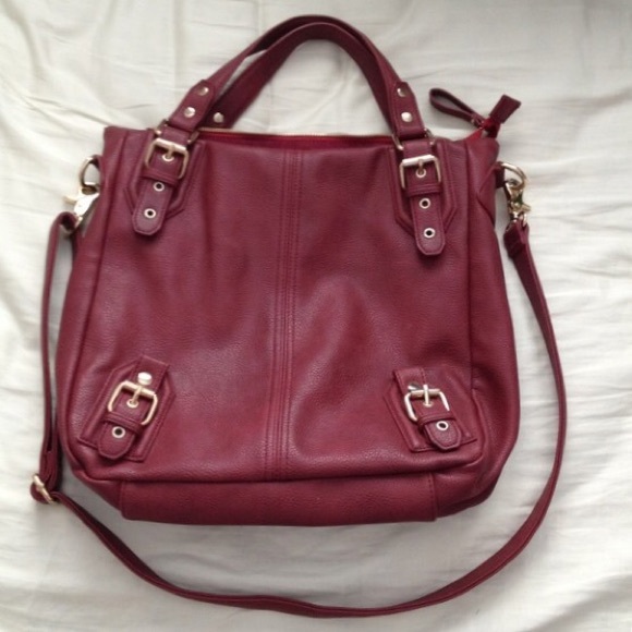 Urban Outfitters Maroon Faux Leather Bag - Picture 2 of 3