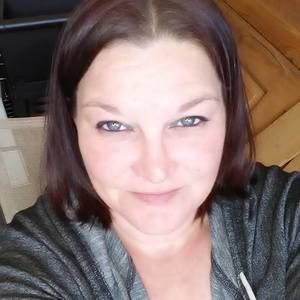 Meet your Posher, Lorie