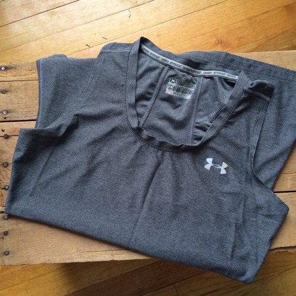 Under Armour gray tank. - Picture 1 of 2