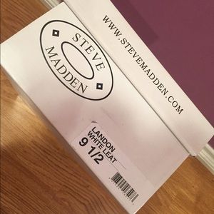 Steve Madden Men's Shoe