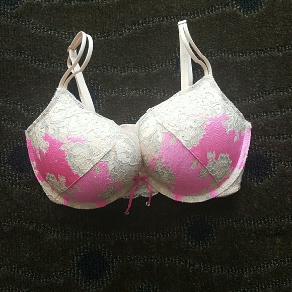 Final price: Bombshell Lace Sequined Bra