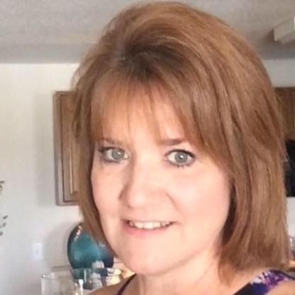 Meet your Posher, Annette
