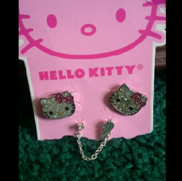 Hello Kitty earings