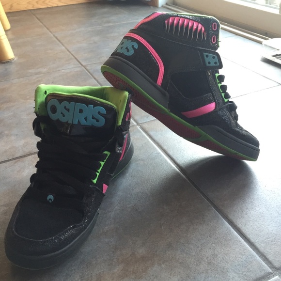 Shoes - Size 8 Osiris