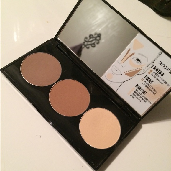 SMASHBOX Contouring Palette.