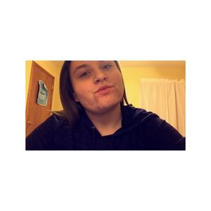 Meet your Posher, Natalie