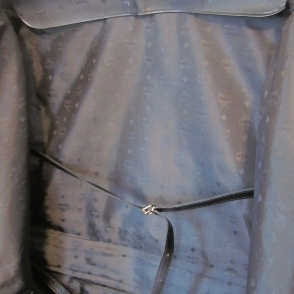 *FLASH SALE!*  MCM Garment Bag + Strap RARE! - Picture 7 of 7