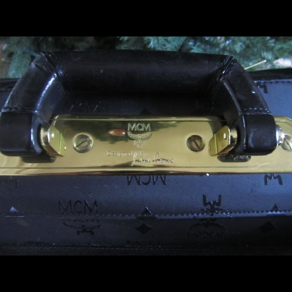 *FLASH SALE!*  MCM Garment Bag + Strap RARE! - Picture 3 of 7