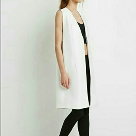 Forever 21 Longline Vest in Cream/White