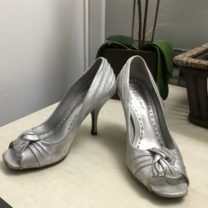 not use heels