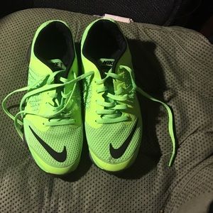 Nike Tennis shoe size 4