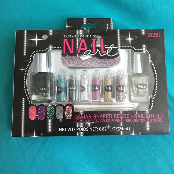 Nail kit