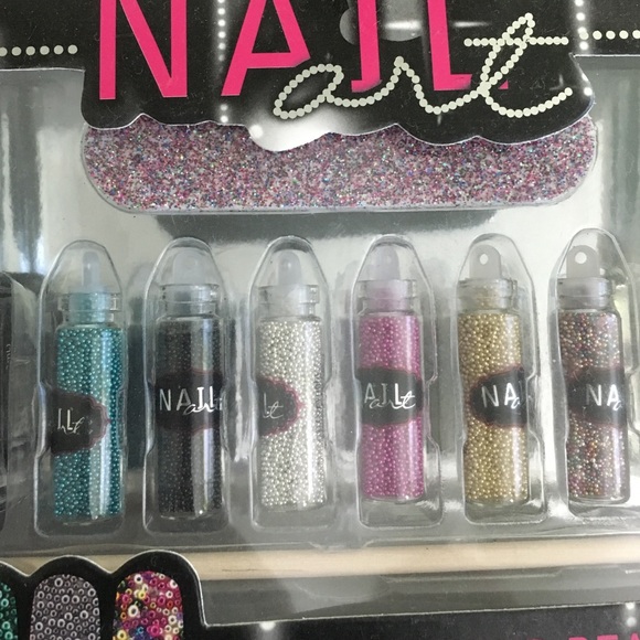 Nail kit - Picture 3 of 4