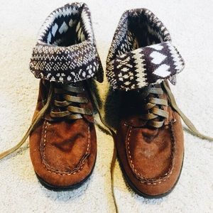 Brown suede winter booties
