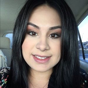 Meet your Posher, Maritza