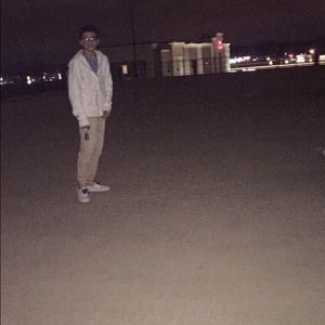 Meet your Posher, Diego