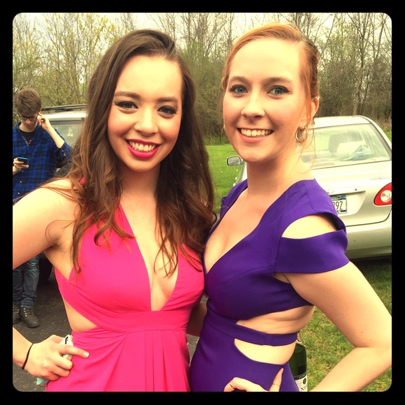 Meet Your Posher - Picture 1 of 1