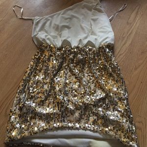 Dress gold