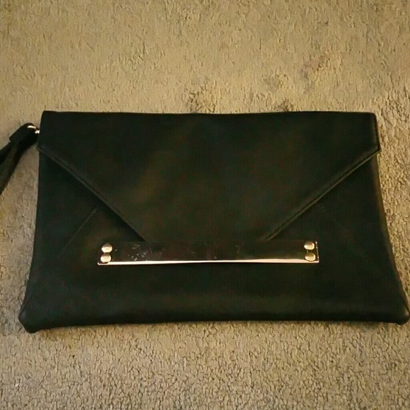 Black Clutch - Picture 2 of 4