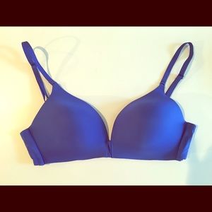 Victoria's Secret No Wire Bra. 34C Royal Blue