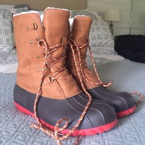 Old navy rain/snow boots