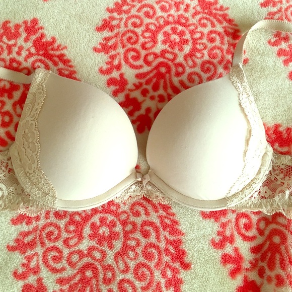 Dream Angels VS Push-up Bra