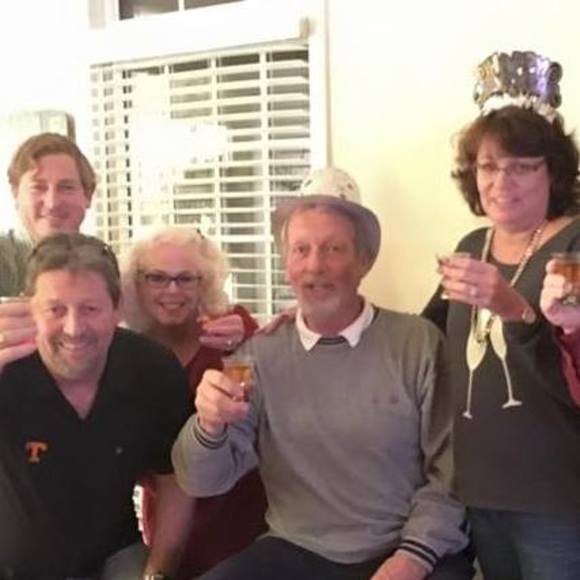 Meet your Posher, Robin