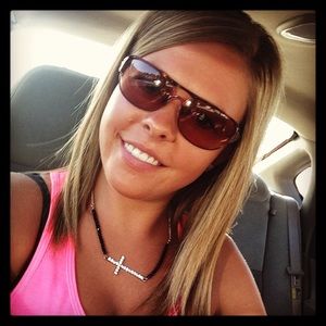 Meet your Posher, Chantelle