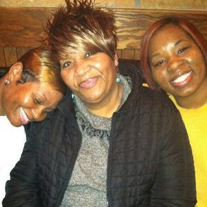 Meet your Posher, Monecca