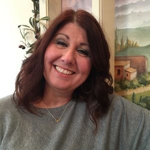 Meet your Posher, Kari