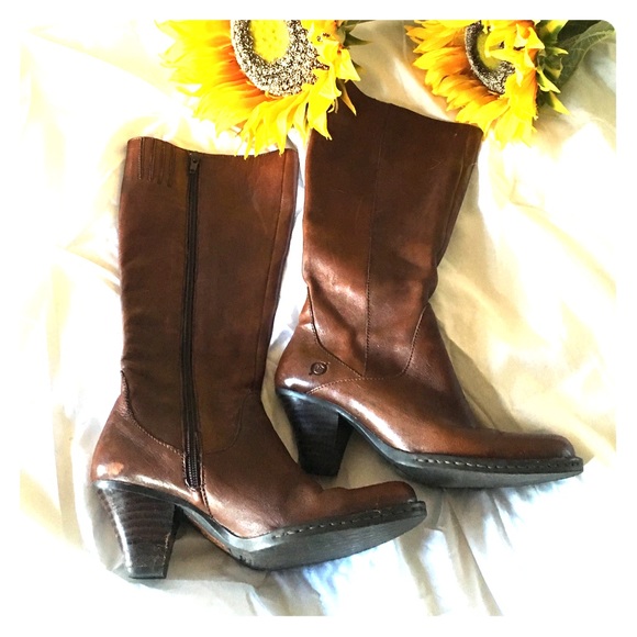 Born leather boots