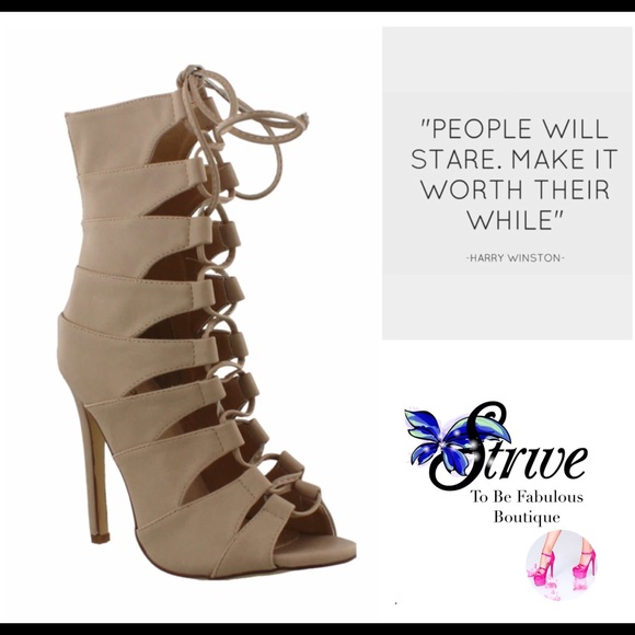 Liliana Shoes - 🔵 Closet Closing Sale 🔵Nikia Lace Up