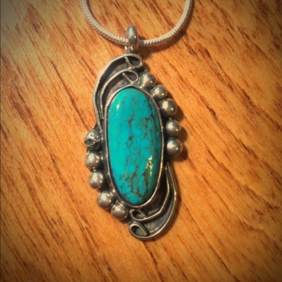 Vintage Sterling Silver & Turquoise Necklace