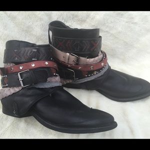 ZARA TRAFALUC black leather booties