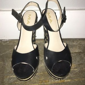 MIA Black Wedges 8.5
