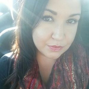 Meet your Posher, Veronica