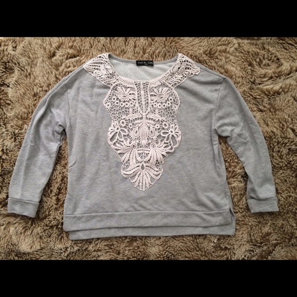 Kim & Cami Sweaters - Gray sweatshirt/sweater with cream lace detail