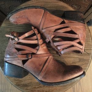 Like new Freebird Stair rust boot size 8 AMAZING!