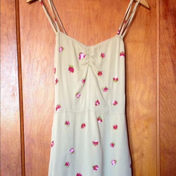 Tulle pink petal dress