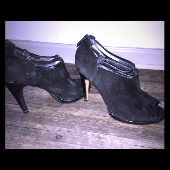 Peep toe