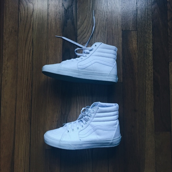 W 8 / M 6.5 - White Vans (used)