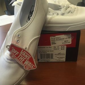White Vans authentic lo pro
